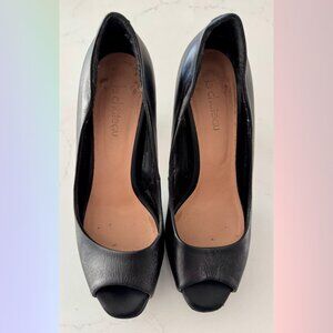 Le Château Black Leather Peep-Toe Pumps – Size 38